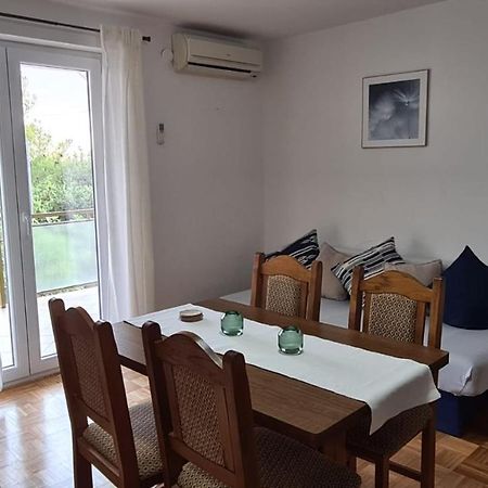 Apartmani Jelena Petrcane Exterior photo
