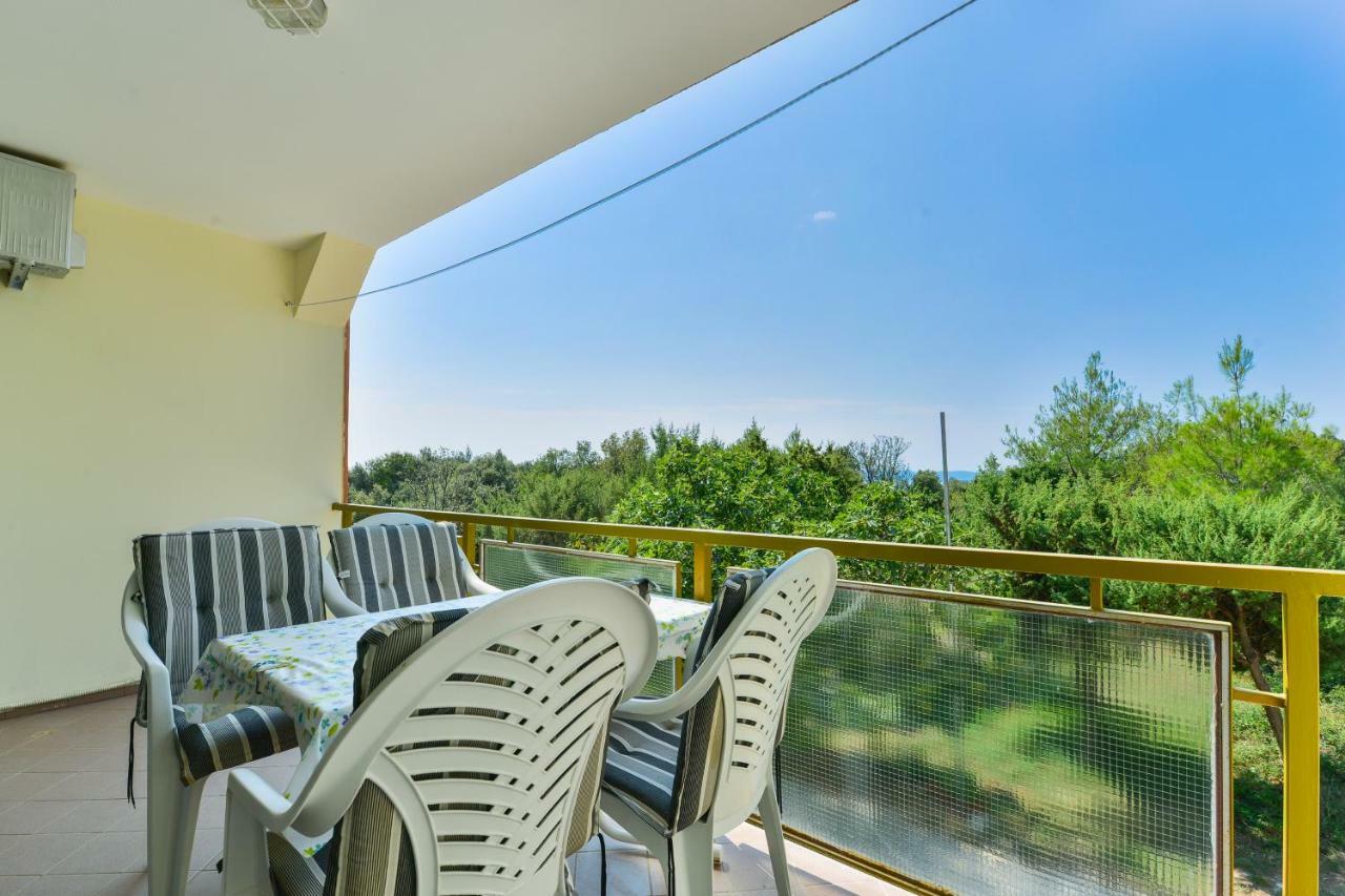 Apartmani Jelena Petrcane Exterior photo